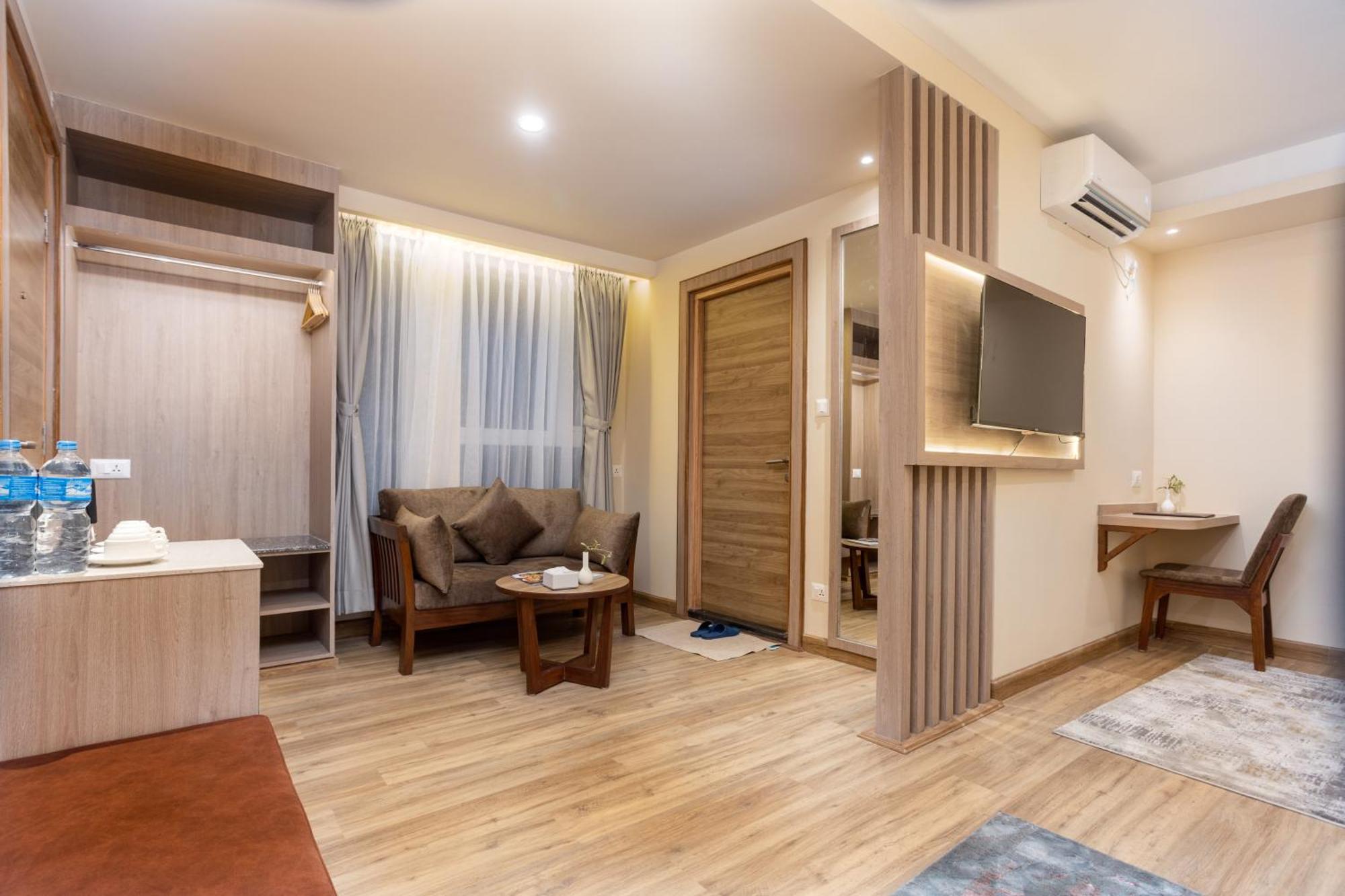 Shuvatara Suites & Spa, Thamel Catmandu Exterior foto